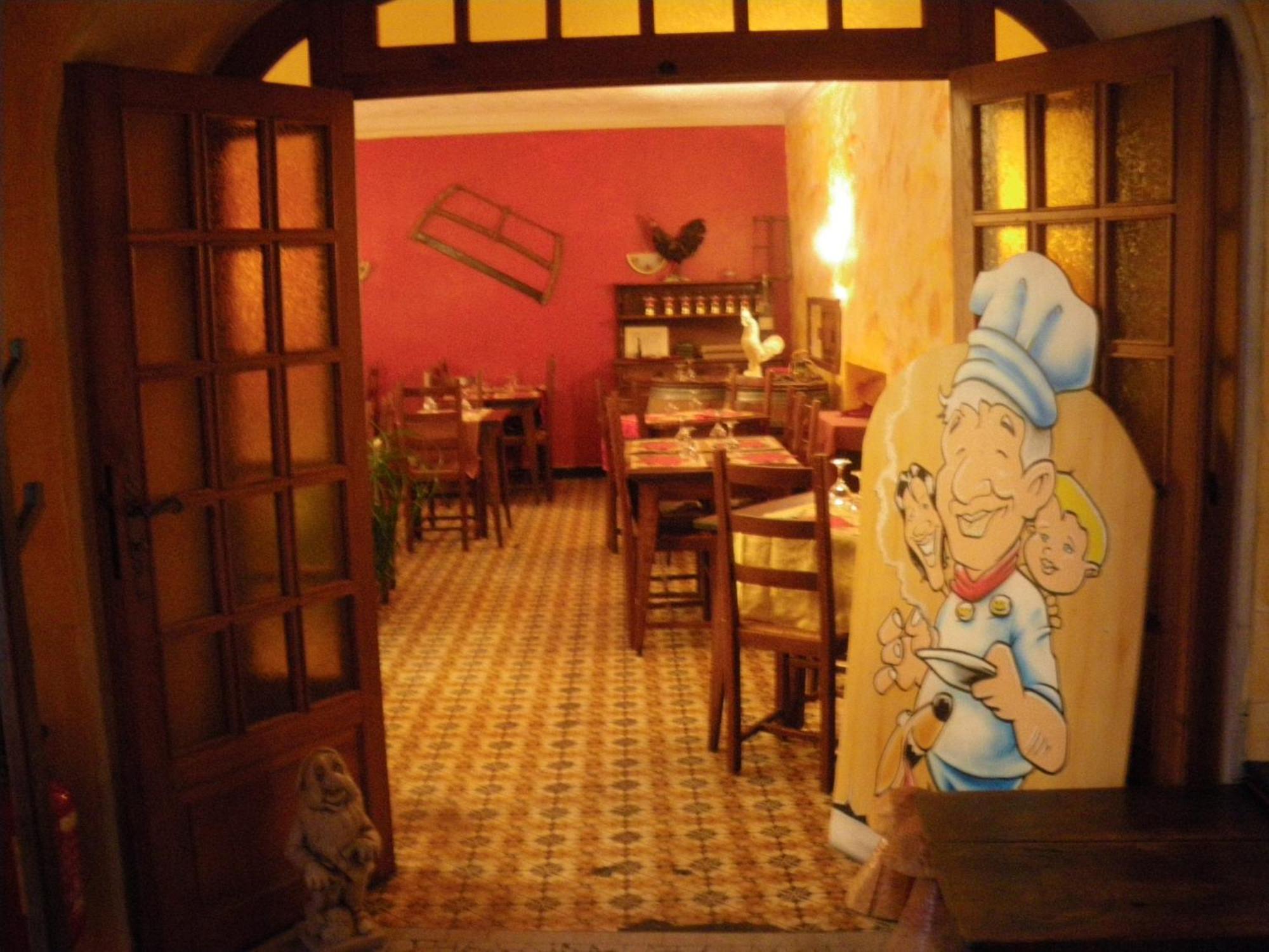 Hotel Restaurant Du Lion D'Or Château-Chinon Eksteriør billede